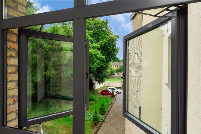 Apt 14 Creevagh House, Dundrum Road, Windy Arbour,   Dublin 14