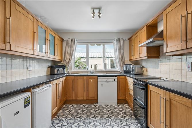 Photo 8 of 25 — 76 Torcaill, Portmarnock, County Dublin