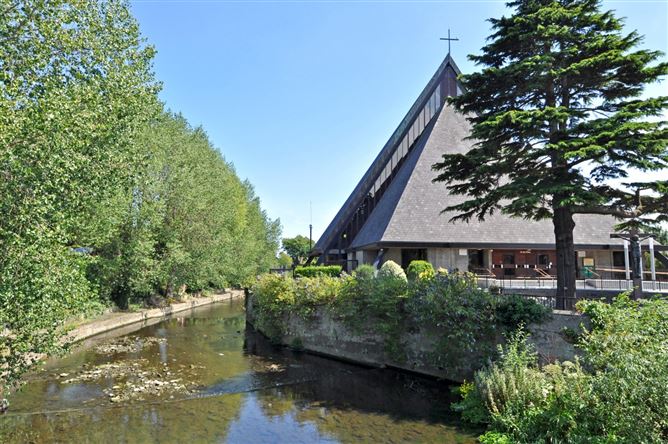 25 Pinewood Drive, Glasnevin, Dublin 11