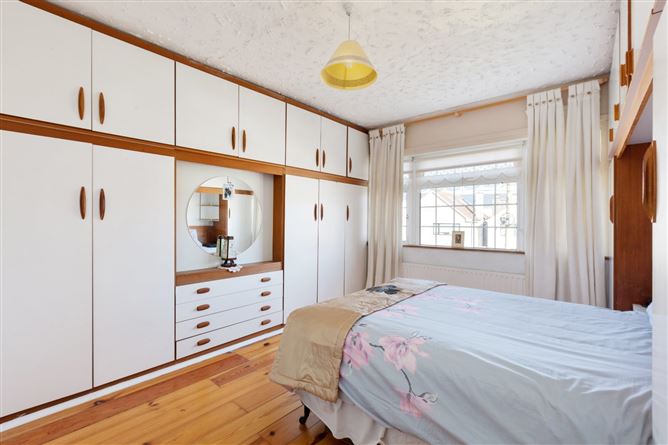 25 Pinewood Drive, Glasnevin, Dublin 11