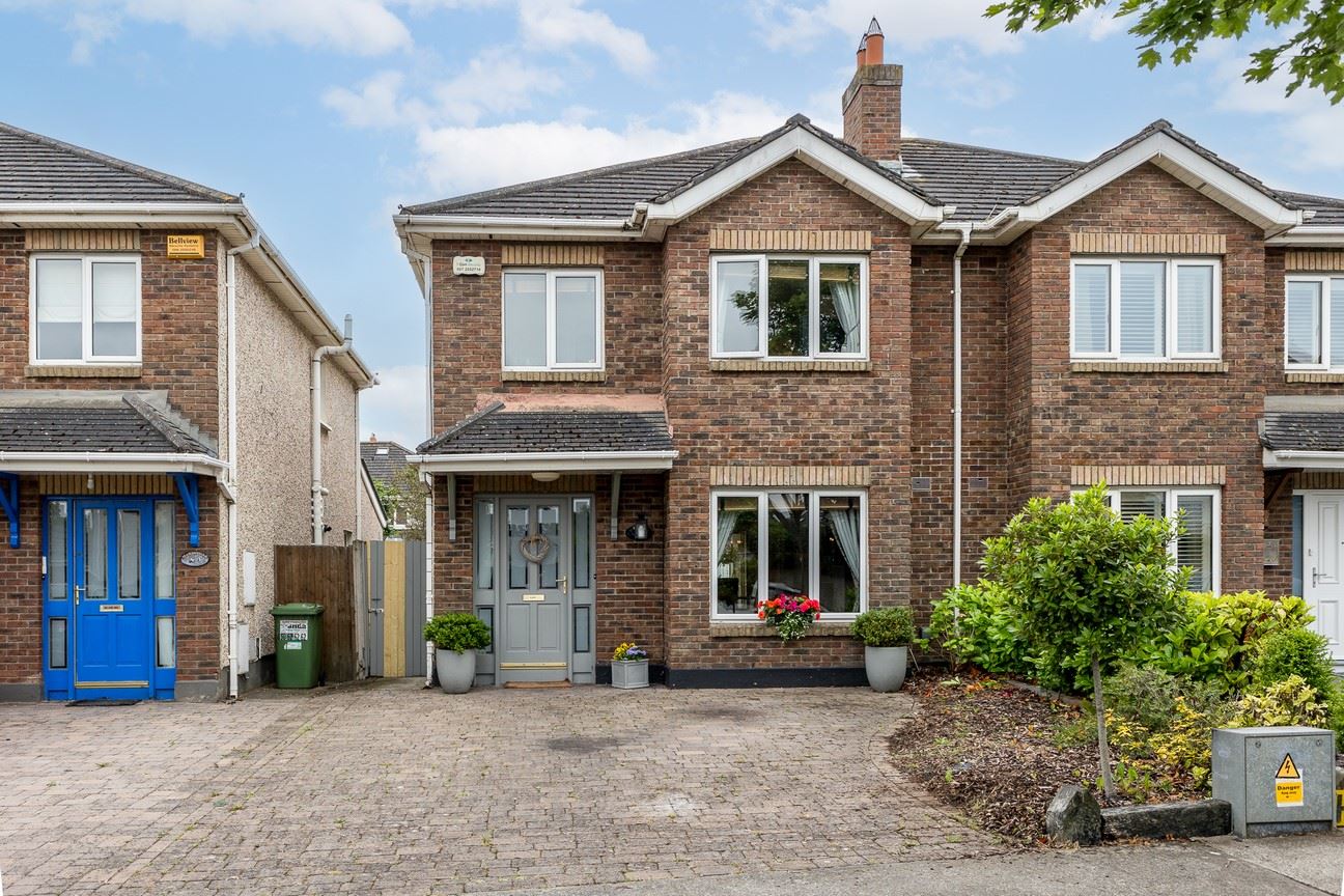5 Gainsborough Crescent, Malahide, Dublin PropertyTeam Paul Reddy