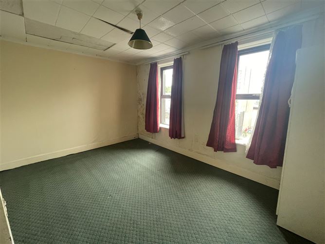 82/83 Johnstown, Waterford