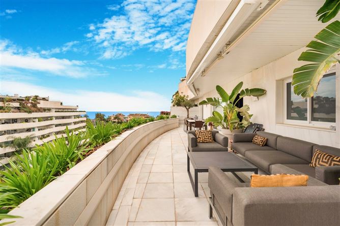 Spain, Marbella, Marbella - Puerto Banus - COSTA-00670P