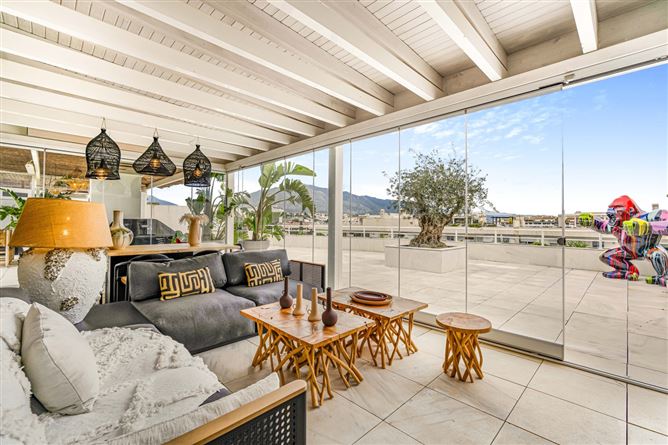Spain, Marbella, Marbella - Puerto Banus - COSTA-00670P