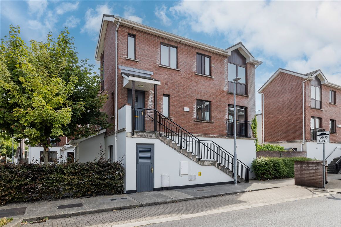 15 Hanstead Road, Lucan, Dublin