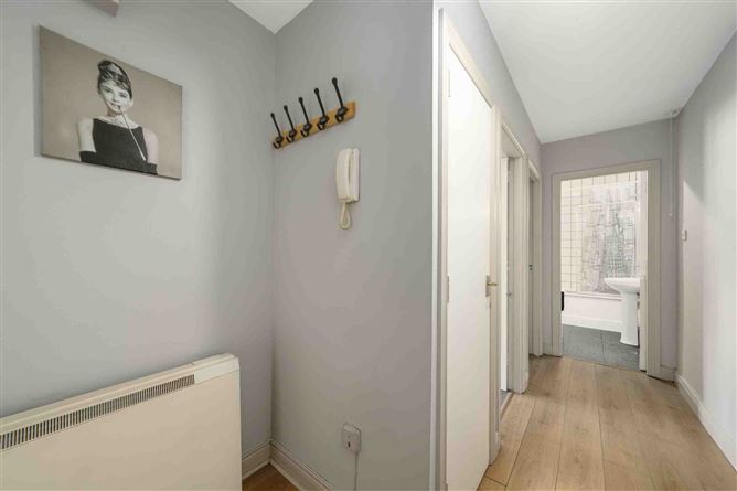 Newmarket Square, Wards Hill, Dublin 8