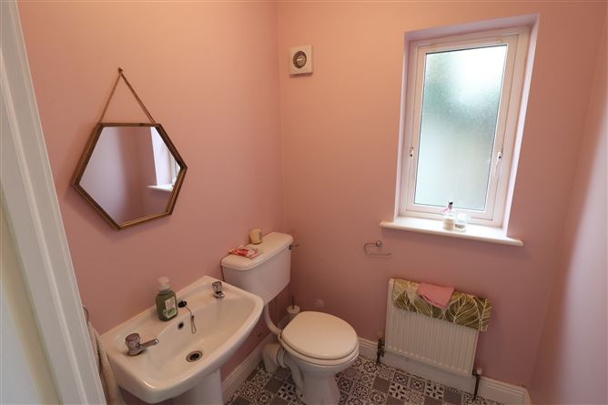 Photo 9 of 31 — 76 Dromroe Avenue, Woodhaven, Castletroy, Limerick