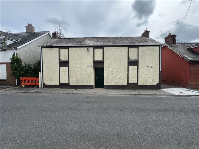 Chapel Street, Ballinakill, Co. Laois