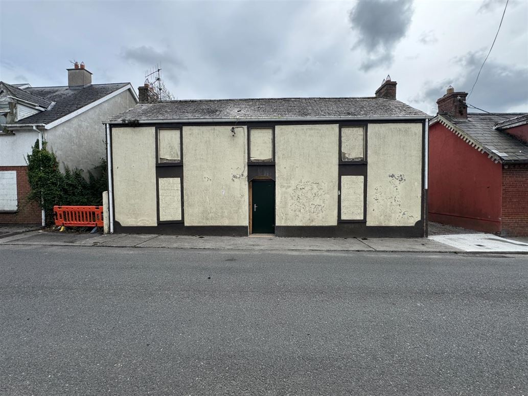 Chapel Street, Ballinakill, Co. Laois