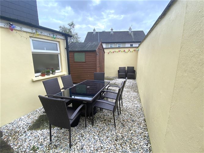 2 Sunnyside, Rathcormac, Co. Cork