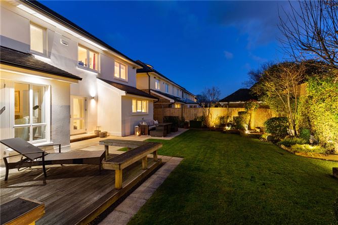7 Carrickmines Garth, Carrickmines Wood, Brennanstown Road, Dublin 18