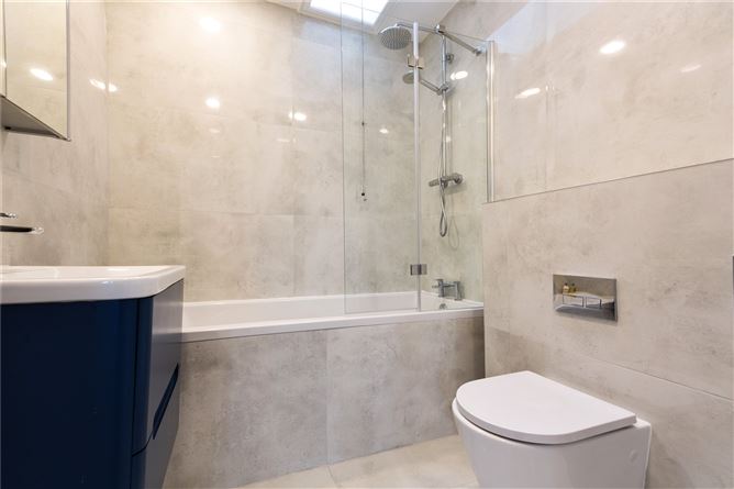 7 Carrickmines Garth, Carrickmines Wood, Brennanstown Road, Dublin 18
