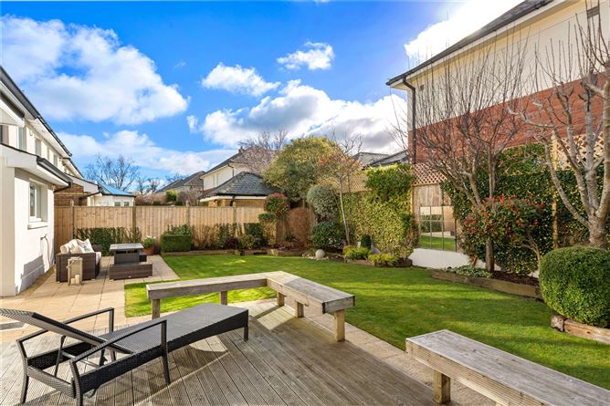 7 Carrickmines Garth, Carrickmines Wood, Brennanstown Road, Dublin 18
