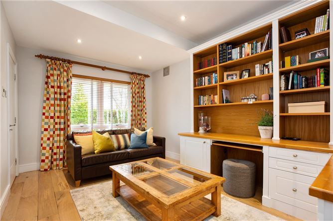7 Carrickmines Garth, Carrickmines Wood, Brennanstown Road, Dublin 18