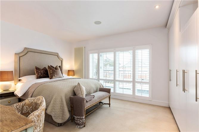 7 Carrickmines Garth, Carrickmines Wood, Brennanstown Road, Dublin 18