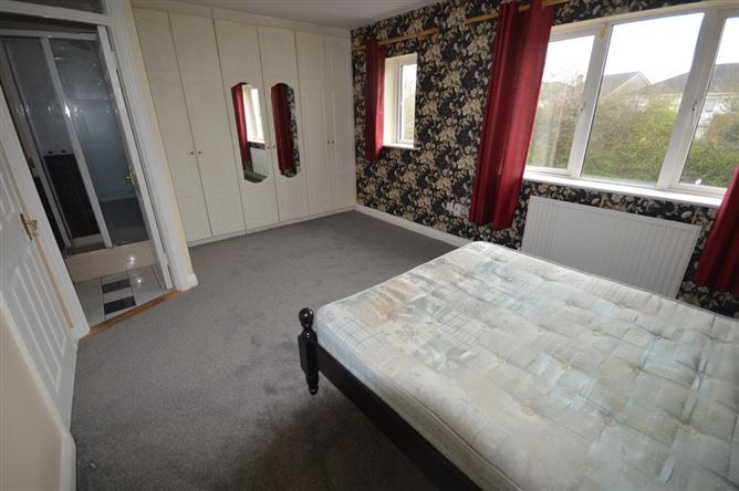 15 Woodscape, Finnstown Priory, Lucan, Dublin