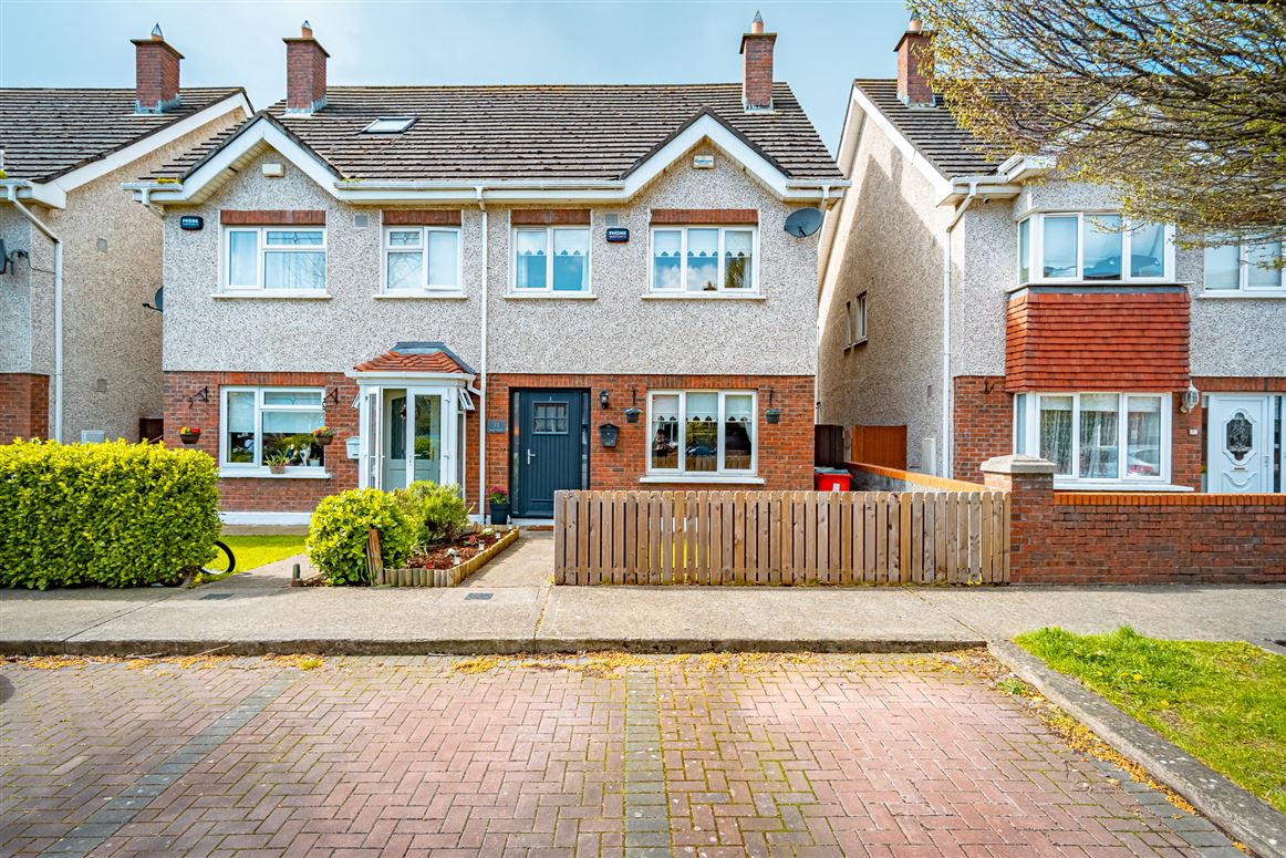 51 Charlestown Park, Finglas, Dublin 11