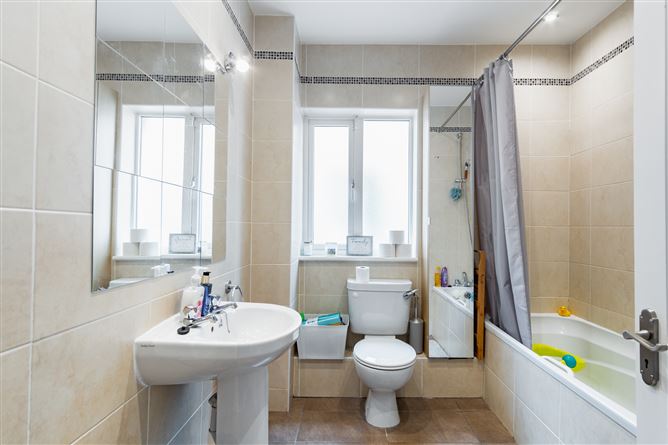 51 Charlestown Park, Finglas, Dublin 11