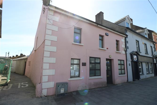 17 Kickham Street, Carrick-on-Suir, Tipperary
