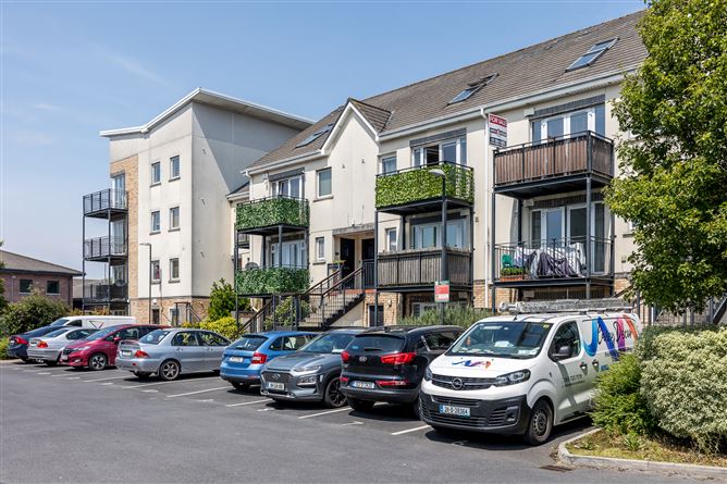 12 Melville Park, Meakstown, Finglas, Dublin 11
