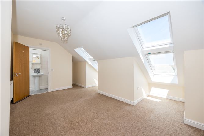 12 Melville Park, Meakstown, Finglas, Dublin 11