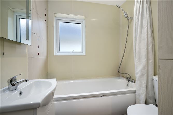 10 Dunsoghly Court, Finglas, Dublin 11