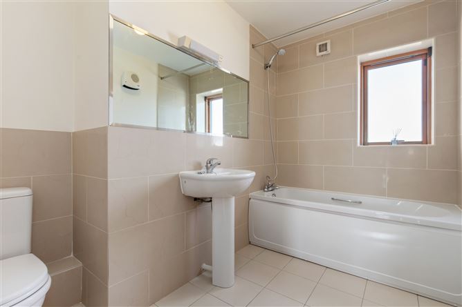 16 Windmill Lodge, Crumlin, Dublin 12