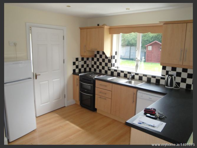 No. 28 Brocton Avenue, Hollybrook, Ferrybank, Co. Waterford