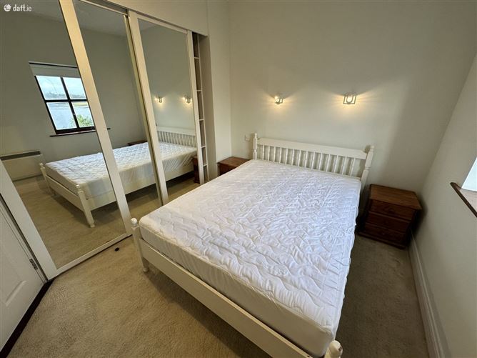 6 The Moorings, Kilmacsimon Quay, Innishannon, Cork