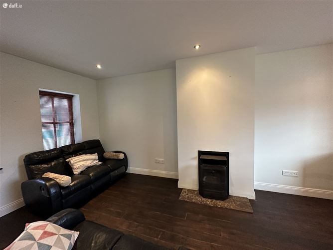 6 The Moorings, Kilmacsimon Quay, Innishannon, Cork