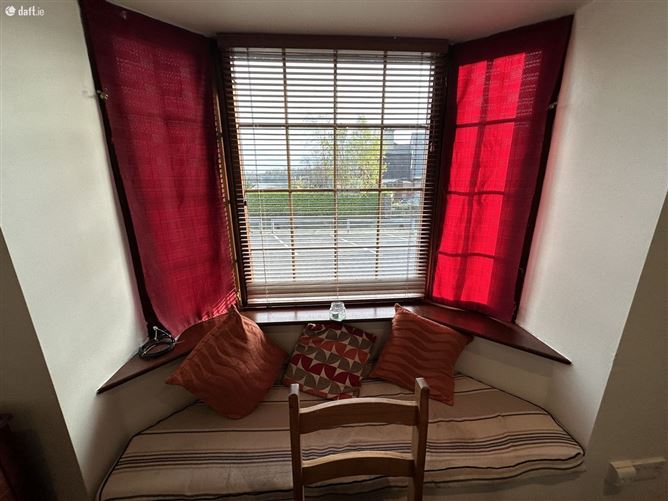 6 The Moorings, Kilmacsimon Quay, Innishannon, Cork