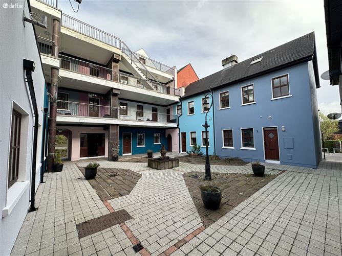 6 The Moorings, Kilmacsimon Quay, Innishannon, Cork
