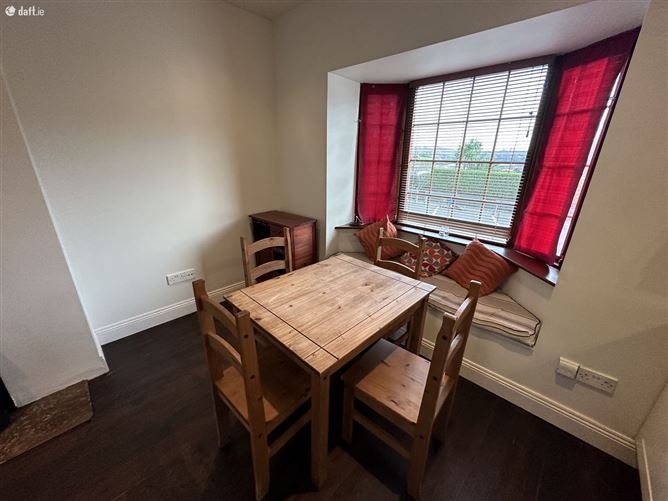 6 The Moorings, Kilmacsimon Quay, Innishannon, Cork