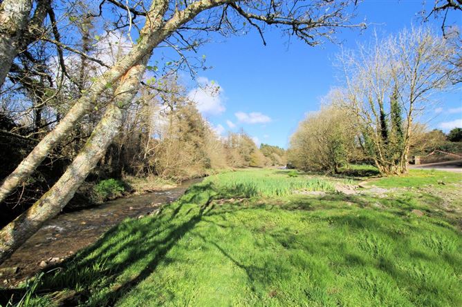 6 The Moorings, Kilmacsimon Quay, Innishannon, Cork