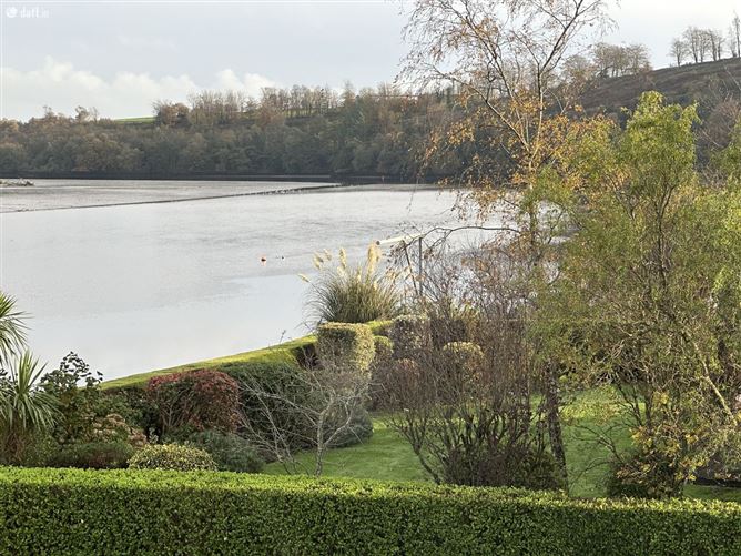 6 The Moorings, Kilmacsimon Quay, Innishannon, Cork