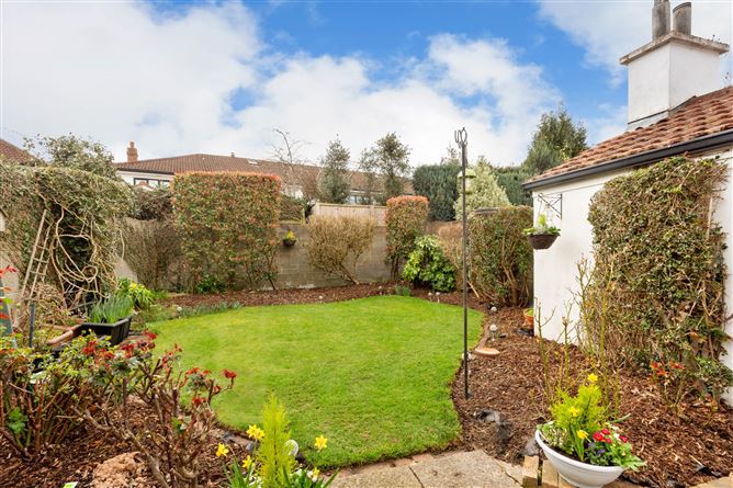 121 Tudor Lawns, Foxrock, Dublin 18