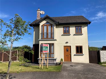 Main image of 8 Caislean Cuirt, Thurles, Tipperary