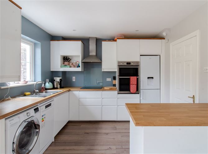 61 Alderbrook, Frankfield , Douglas, Cork