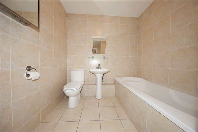 60 Shackleton House, Clonee, Dublin 15