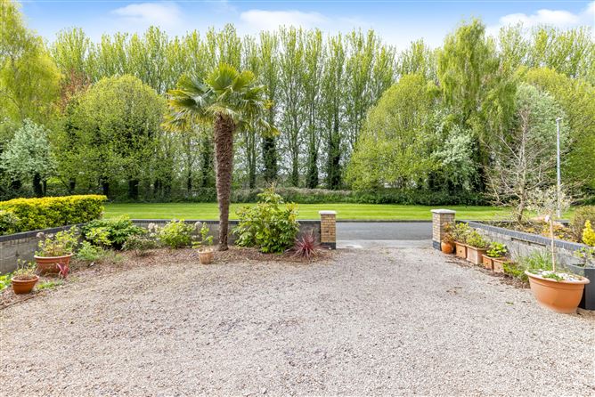 56 Larchfield, Dunboyne, Co. Meath