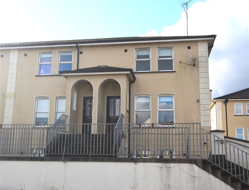 8 Lakeside Village, Castleblayney, Monaghan