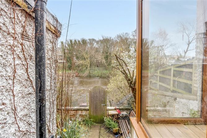 11 Liffey Terrace, Chapelizod, Dublin 20, County Dublin