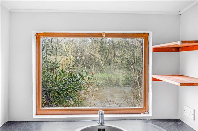 11 Liffey Terrace, Chapelizod, Dublin 20, County Dublin