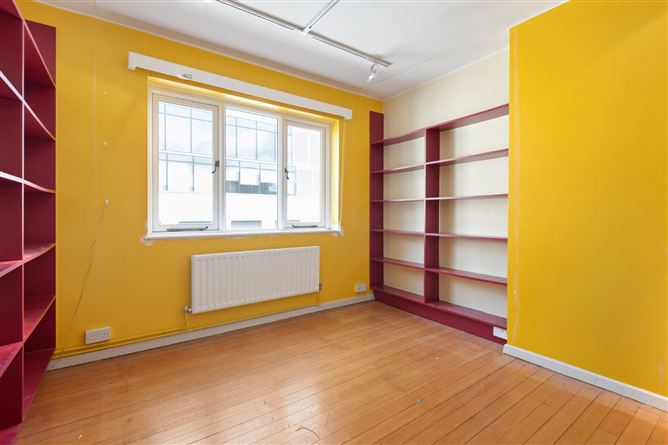 40 Court Apartment, Wilton Place, Dublin 2