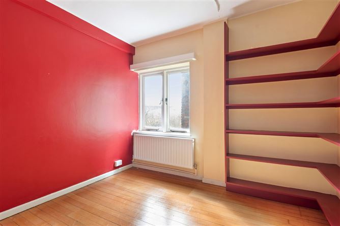 40 Court Apartment, Wilton Place, Dublin 2