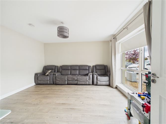 Photo 11 of 32 — 7 Borris Avenue, Portlaoise, Co. Laois