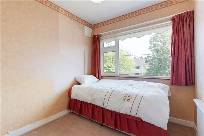 Photo 11 of 17 — 30 Glenbrook Park, Rathfarnham, Dublin 14