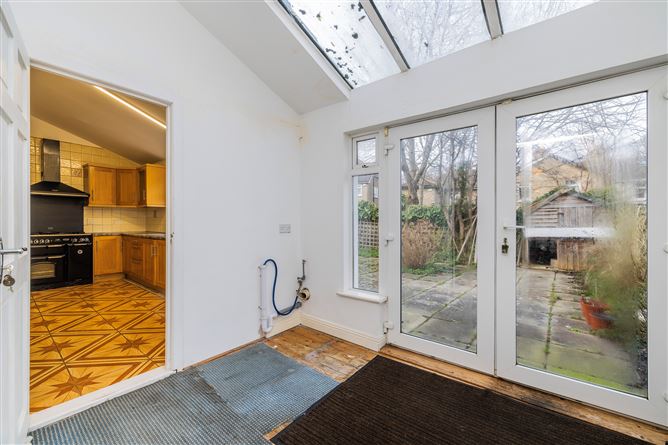 1 Dodder Park Road , Rathfarnham, Dublin 14