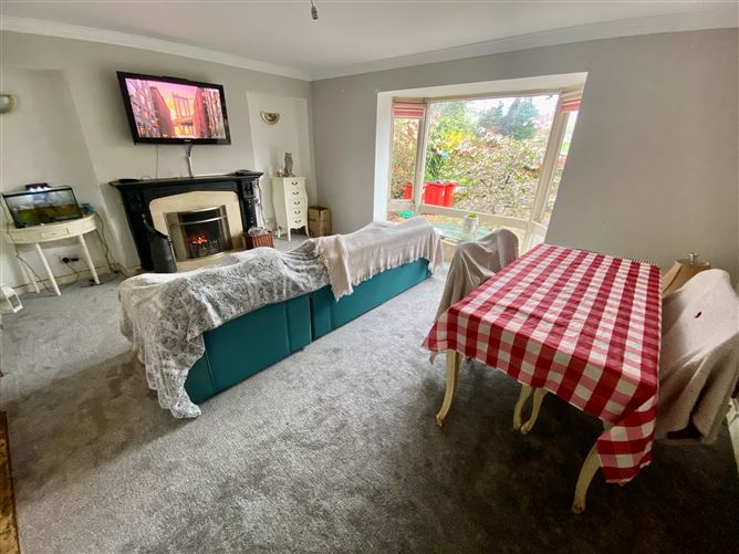 11 Lawrence Grove, Clontarf, Dublin 3