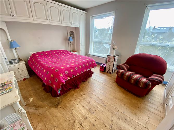 11 Lawrence Grove, Clontarf, Dublin 3